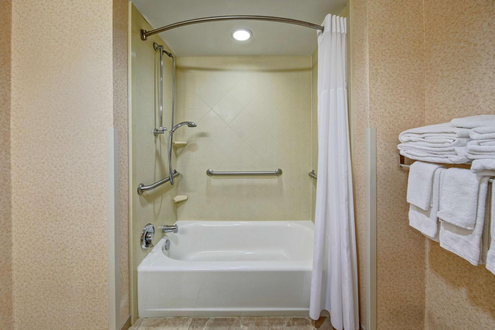 Hampton Inn Cambridge Extérieur photo